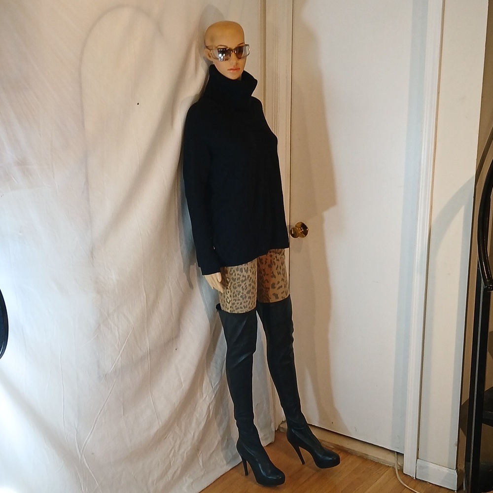 Stunning Like New Barneys (New York) Black Leather Over-the-Knee Platform  Boots - Picture 11 of 16